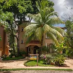 Playacar House Mz 28 By Playa Paradise